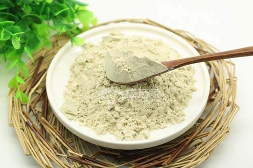 每天用三七粉泡水喝的好处